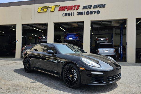 Discover dealership-quality Porsche service without the hefty price tag at GT Imports in Riverside, CA.