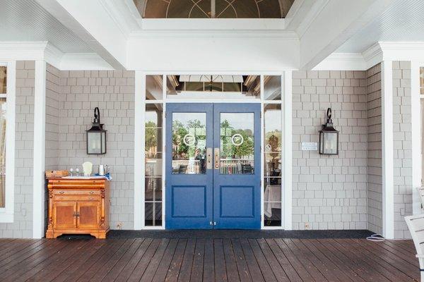 Doors from the back patio to the dining room