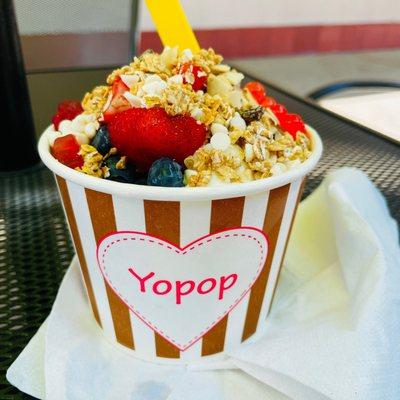 Frozen yogurt