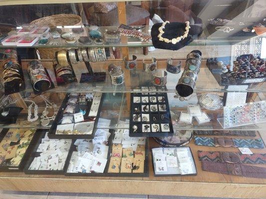 We have a lots a different variety of jewelry