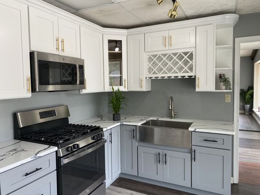 A wider view of our Shaker Style Kitchen display.