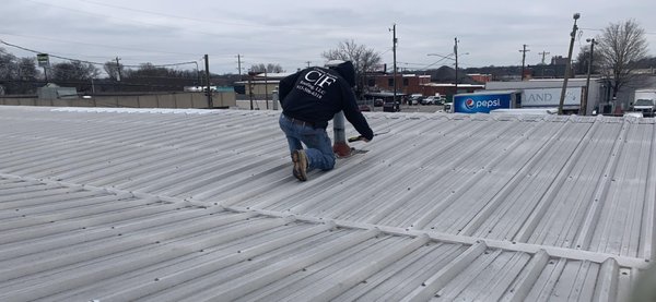 Commercial roof repair in Nashville, TN