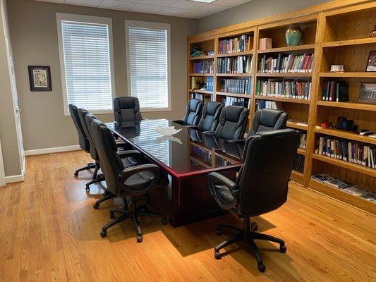 Downstairs conference room used for client meetings and mediations at Gena Walling McCray, PLLC.