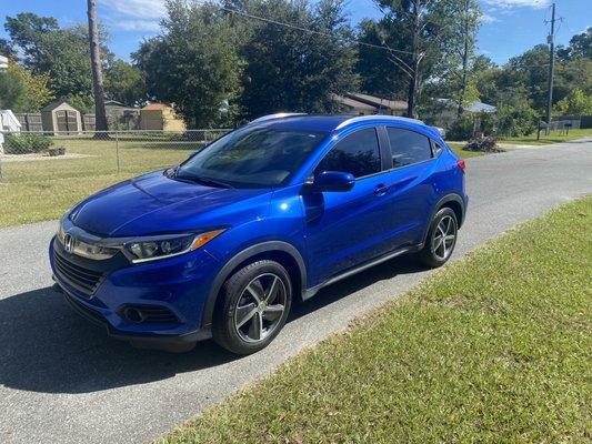 2022 Honda HRV EX-L - 4800 miles