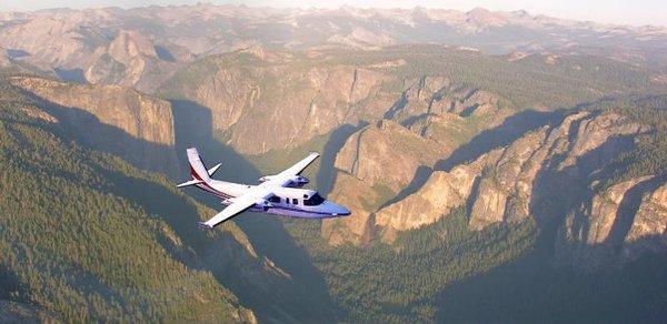 Awesome flight over Yosemite, high country and Grand Canyon of the Tuolumne