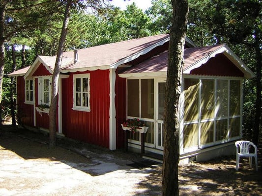 Cottage #2 = 2-bedrm