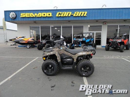 2019 Can-Am Outlander's design has form, function, and fun. That's the DNA of the Outlander Family! Ride in comfort and look good!