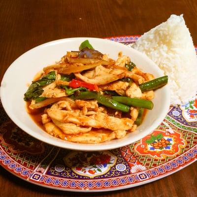 Lunch special portion of the holy basil dish with chicken.