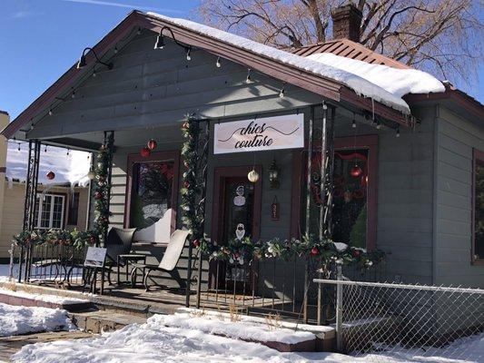 Cute exterior of this boutique.