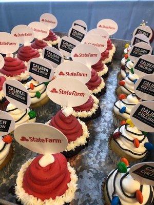 Yummy State Farm cupcakes!