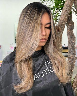 Creamy blended balayage