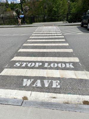 06.10.23 Stop - Look - Wave