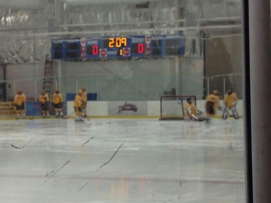 Teams warm up for playoff game