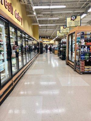 Hannaford Cairo NY. Clean and well kept.