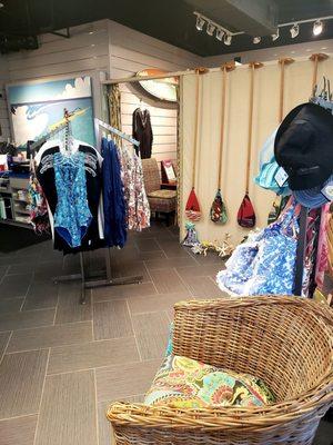 Canyon Beachwear, Lahaina