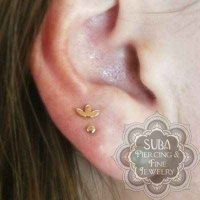 Stacked lobe with 14k rose gold flat disc and flat three leaf cluster