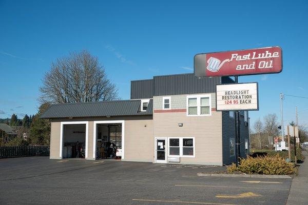 Fast Lube and Oil from Columbia River Hwy North