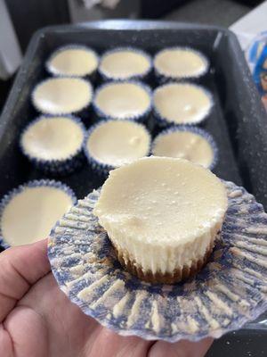 mini cheesecake bites for bae :) Suzys is great for supplies and packaging