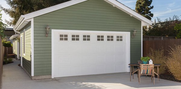 Home garage door repair