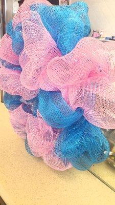 ...close lens of dah Flavours ~ Preetty Ribbon!! 'Cotton Candy,' colors. Yup I touched it. LOL!