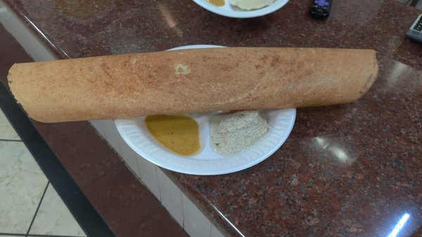 Masala Dosa with coconut chutney (white)