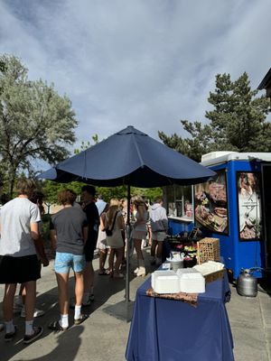 Grad party attendees at the food truck