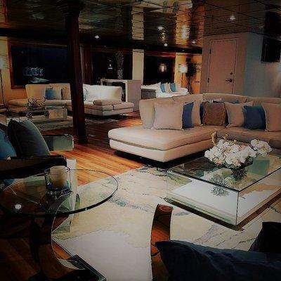 South Beach Lady Yacht Charter