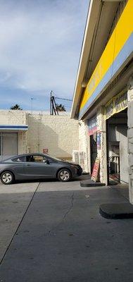 Getting Smog Check...Excellent Friendly Service