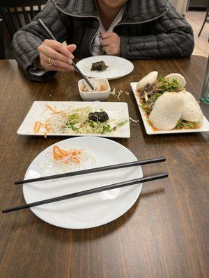 Beef salad and betel leaf beef