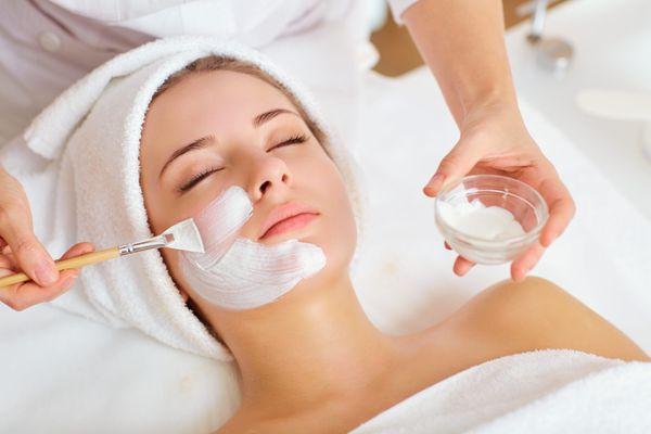 Deep cleaning facial