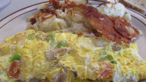 veggie omelet and fried potatoes