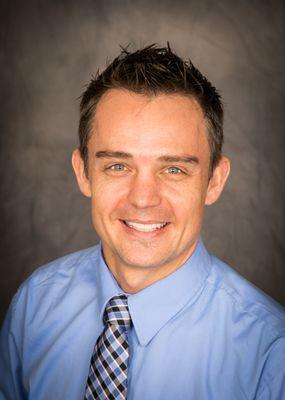 Dr. Jon Minor - Sports Medicine, Concussion Care, Ultrasound Guided Procedures, Dance & Running Medicine, sees Pediatric & Adult patients