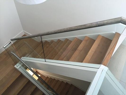 Frameless Glass Stair Rail with S.S. Cap