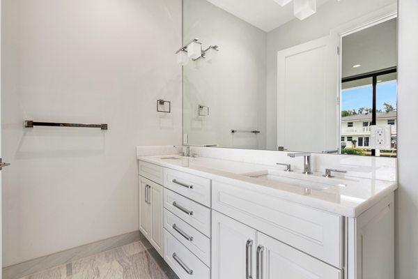 Downstairs Master Bath