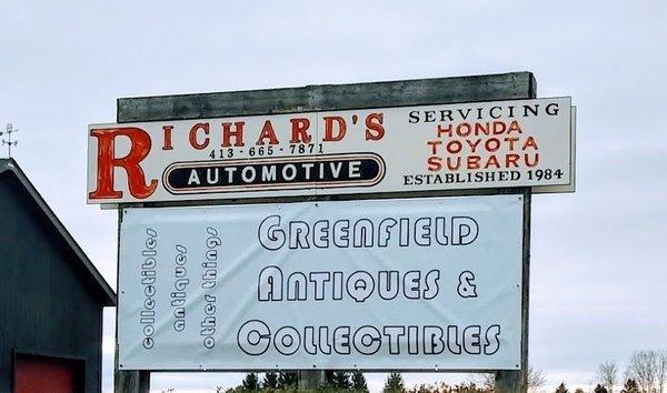 Greenfield Antiques & Collectibles 
 242-A Greenfield Rd
 South Deerfield, MA 01373