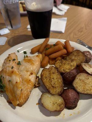 Salmon w/Chili Glaze Red Potatoes & Glazed Carrots