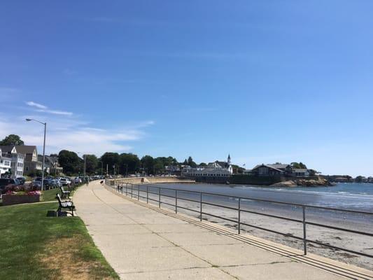 Parking next to the beach