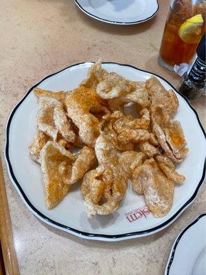 Pork rinds w/ BBQ sauce