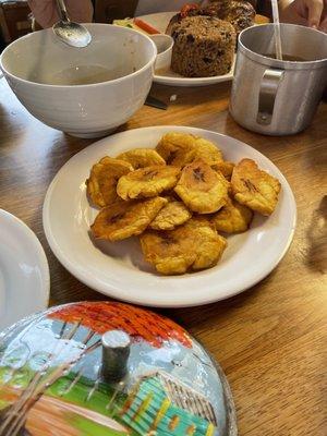 Tostones.