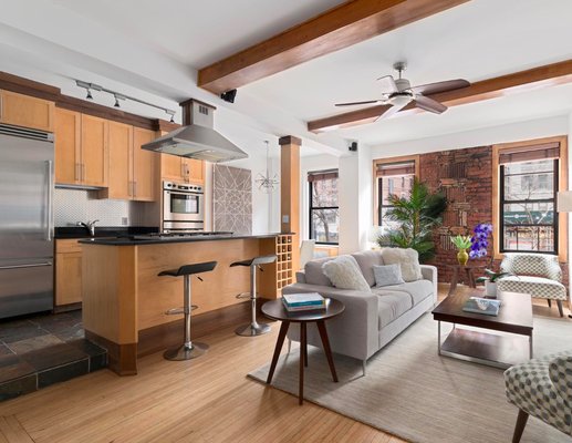 MAJESTIC TOWERS, 215 West 75th St, 2GH - Upper West Side, New York $2,475,000