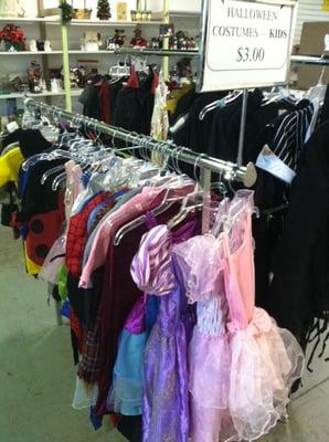 get a deal on ur upcoming Halloween costumes! 30% off $3 each. eBayer's delight?