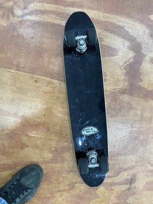 N B H W   complete skateboard set up