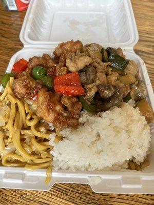 2 item combo (half rice/ chow mein) Spicy Chicken and Mushroom Chicken