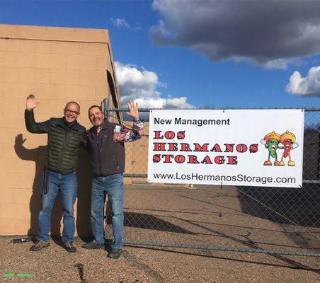 Banner graphics were very high quality.  The Chile Bros at Los Hermanos Storage could not be more satisfied with the end product.