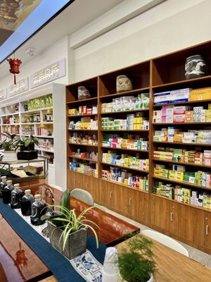 @foodie_starry  traditional Chinese herbal shop