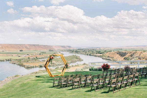 Beautiful venue Fox Canyon Vineyards overlooking the Snake River in Marsing Idaho