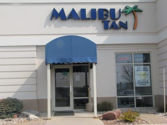 Malibu Tan front entrance