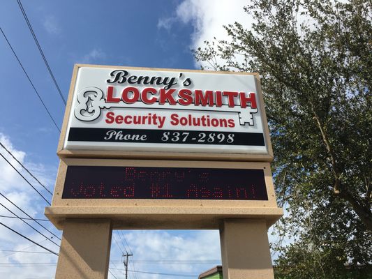 Bennys Key Shop and Carls Lock & Key serving Tampa since 1959!