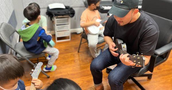 Group Ukulele lesson