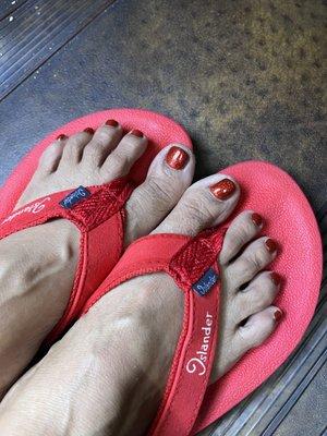 Red pedicure